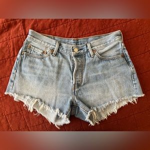 Levi 501 Jean Shorts